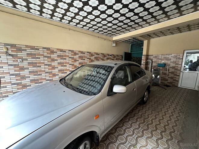 Nissan Sunny 2006, 295,000 km - 1.3 l - Bakı