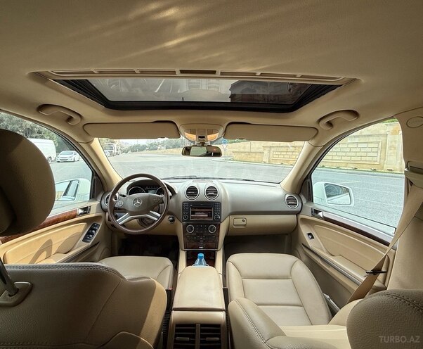 Mercedes ML 350 4MATIC 2011, 242,000 km - 3.5 л - Bakı