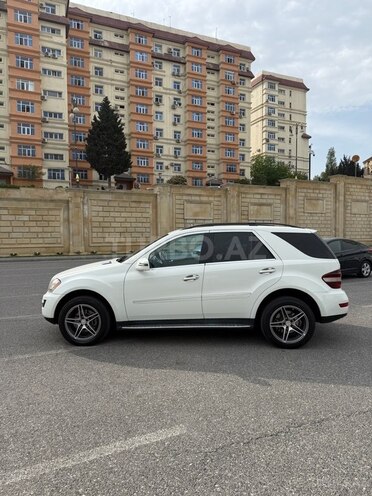 Mercedes ML 350 4MATIC 2011, 242,000 km - 3.5 л - Bakı