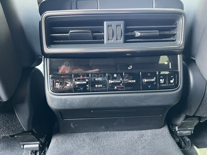 Lexus LX 600 2024, 14,900 km - 3.5 л - Bakı