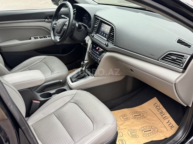 Hyundai Elantra 2016, 65,000 km - 2.0 l - Bakı