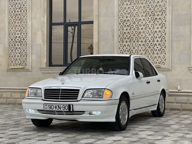 Mercedes C 200 1999, 356,884 km - 2.0 l - Saatlı