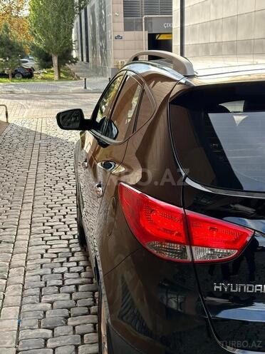 Hyundai ix35 2013, 180,000 km - 2.4 l - Bakı
