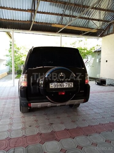 Mitsubishi Pajero 2007, 190,584 km - 3.0 л - Ucar