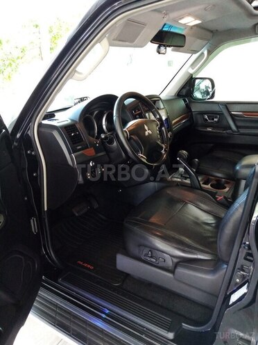 Mitsubishi Pajero 2007, 190,584 km - 3.0 л - Ucar
