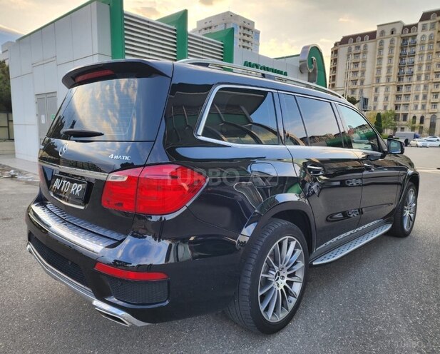 Mercedes GL 500 4MATIC-5