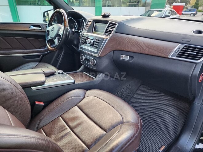 Mercedes GL 500 4MATIC-13