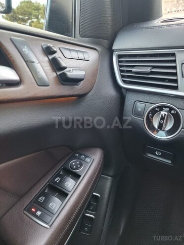 Mercedes GL 500 4MATIC-22
