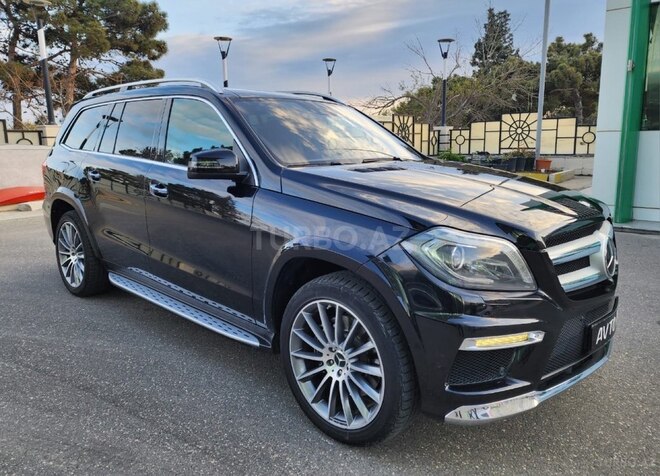 Mercedes GL 500 4MATIC-11