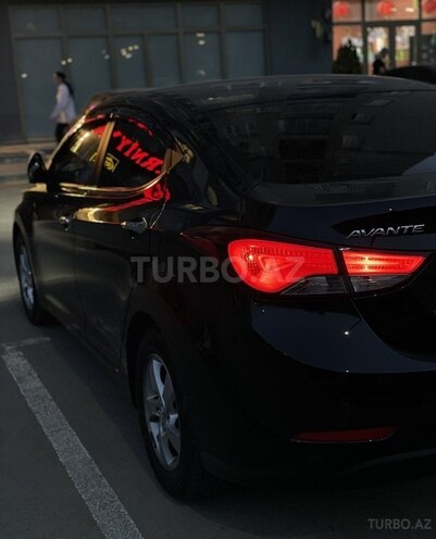 Hyundai Elantra 2015, 201,000 km - 1.6 l - Bakı