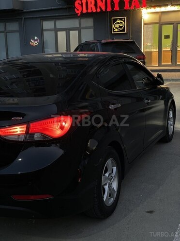 Hyundai Elantra 2015, 201,000 km - 1.6 l - Bakı