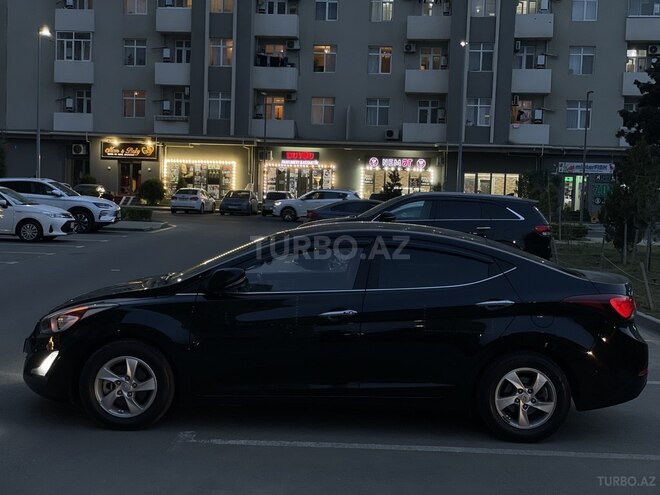 Hyundai Elantra 2015, 201,000 km - 1.6 l - Bakı