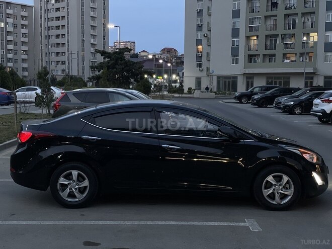 Hyundai Elantra 2015, 201,000 km - 1.6 l - Bakı