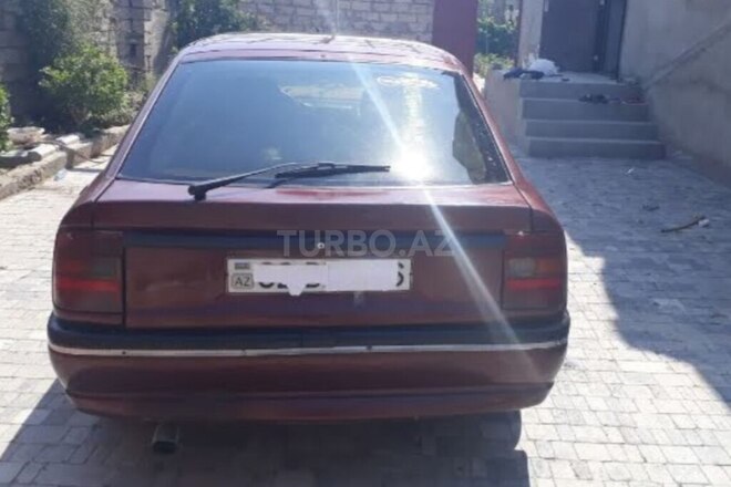 Opel Vectra 1994, 200,000 km - 1.7 l - Bakı