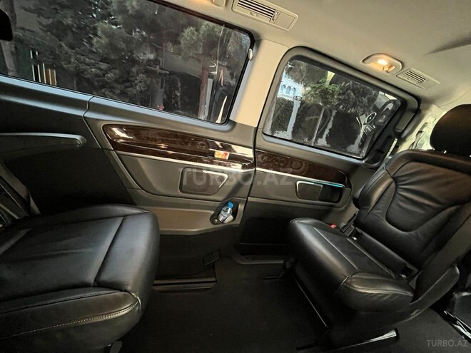 Mercedes V 220 2015, 145,000 km - 2.2 л - Bakı