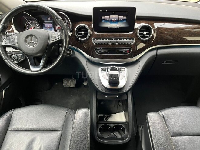 Mercedes V 220 2015, 145,000 km - 2.2 л - Bakı