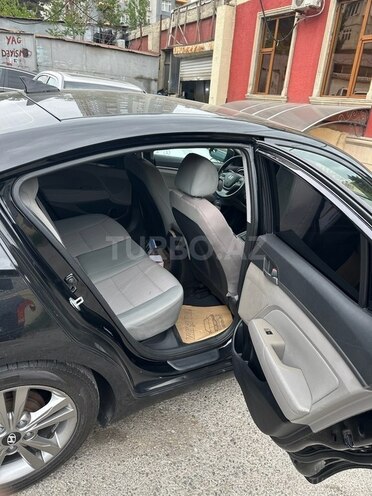 Hyundai Elantra 2016, 225,506 km - 2.0 l - Bakı