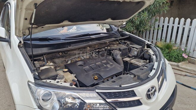 Toyota RAV4 2014, 218,000 km - 2.5 л - Masallı