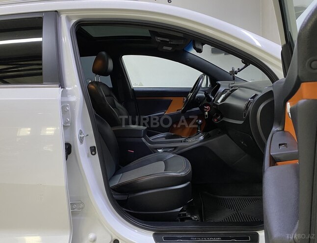 Kia Sportage 2012, 188,000 km - 2.0 l - Sumqayıt