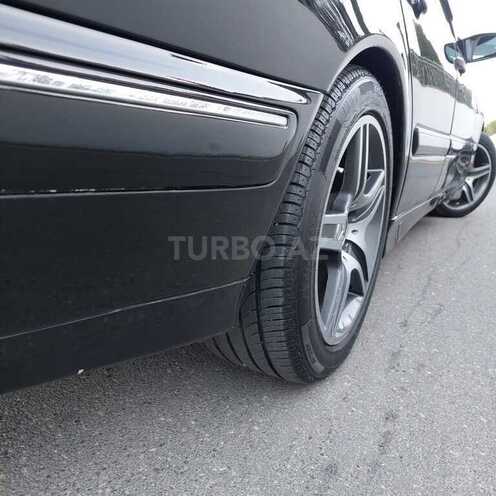Mercedes E 240 1998, 285,000 km - 2.4 l - Ağcabədi