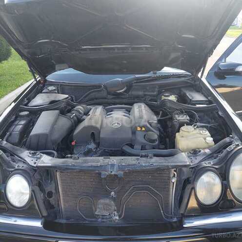 Mercedes E 240 1998, 285,000 km - 2.4 l - Ağcabədi