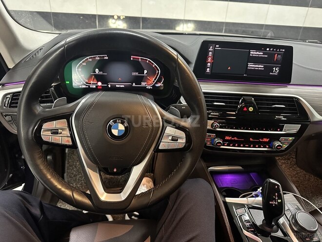 BMW 520 2020, 110,000 km - 2.0 л - Bakı