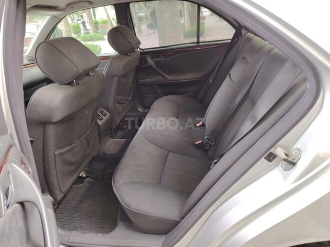 Mercedes E 200 2000, 380,000 km - 2.0 l - Yevlax