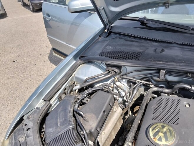 Volkswagen Passat 2001, 367,289 km - 1.8 l - Bakı