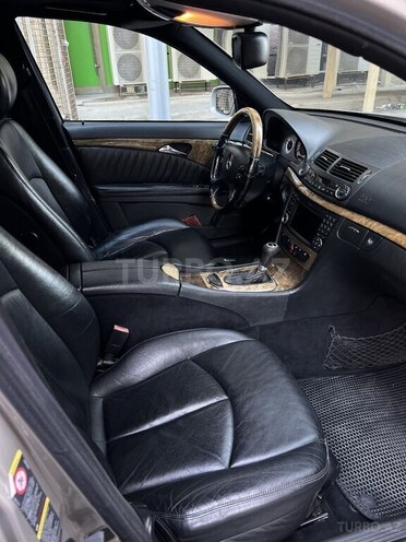Mercedes E 220 d 2006, 355,000 km - 2.2 l - Bakı