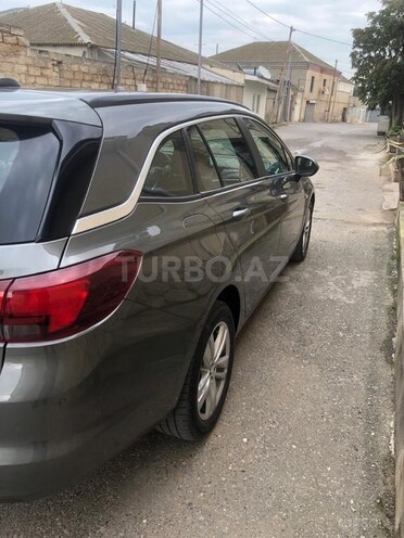 Opel Astra 2019, 125,000 km - 1.6 l - Bakı
