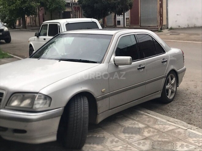 Mercedes C 200 1997, 697,000 km - 2.0 l - Gəncə