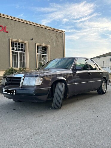 Mercedes E 200 1992, 453,235 km - 2.0 l - Xırdalan