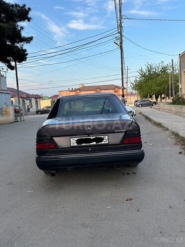 Mercedes E 200 1992, 453,235 km - 2.0 l - Xırdalan