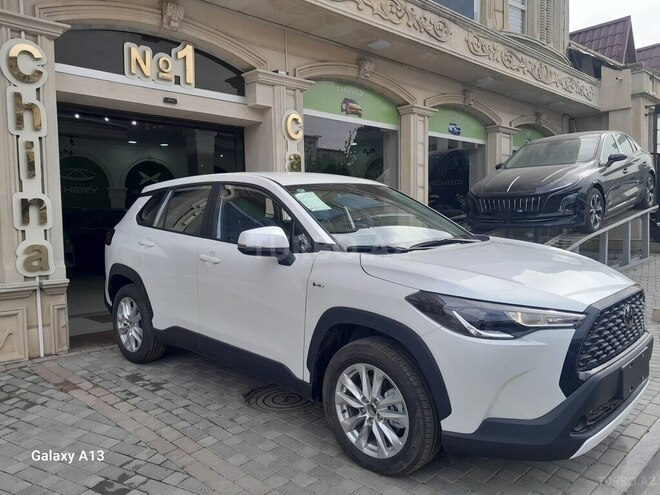 Toyota Corolla Cross 2025, 0 km - 2.0 л - Bakı