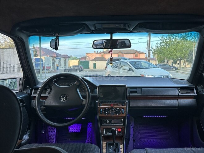 Mercedes E 200 1992, 453,235 km - 2.0 l - Xırdalan