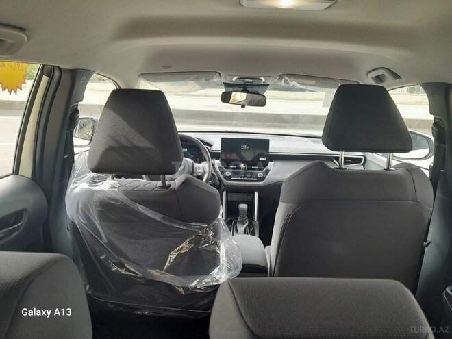 Toyota Corolla Cross 2025, 0 km - 2.0 л - Bakı