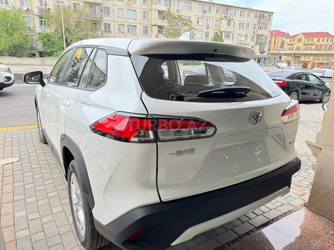 Toyota Corolla Cross 2025, 0 km - 2.0 л - Bakı