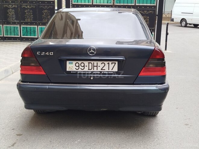 Mercedes C 240 1999, 215,000 km - 2.4 l - Bakı