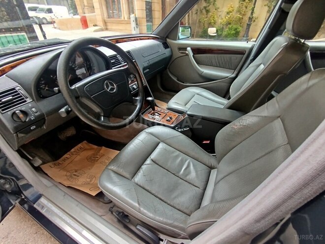 Mercedes C 240 1999, 215,000 km - 2.4 l - Bakı