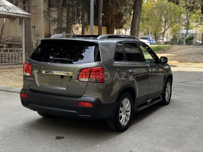 Kia Sorento 2010, 211,000 km - 2.0 l - Bakı