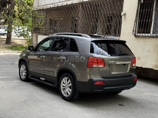 Kia Sorento 2010, 211,000 km - 2.0 l - Bakı