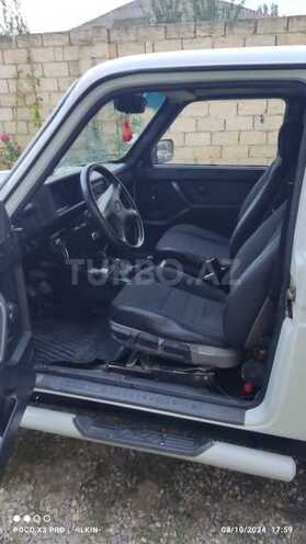 LADA (VAZ) Niva 2000, 500,000 km - 1.7 l - Quba