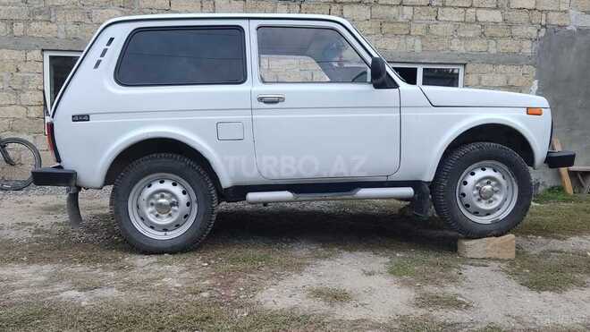 LADA (VAZ) Niva 2000, 500,000 km - 1.7 l - Quba