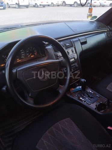 Mercedes E 230 1997, 320,784 km - 2.3 l - Şirvan