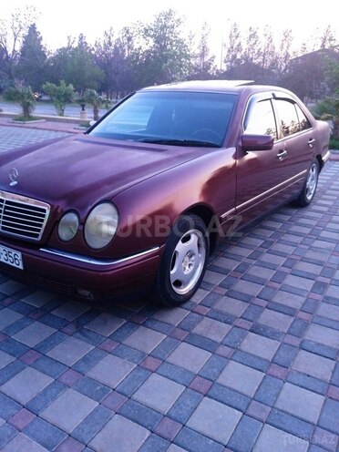 Mercedes E 230 1997, 320,784 km - 2.3 l - Şirvan