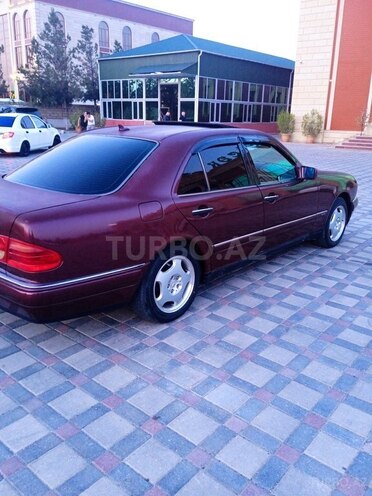 Mercedes E 230 1997, 320,784 km - 2.3 l - Şirvan