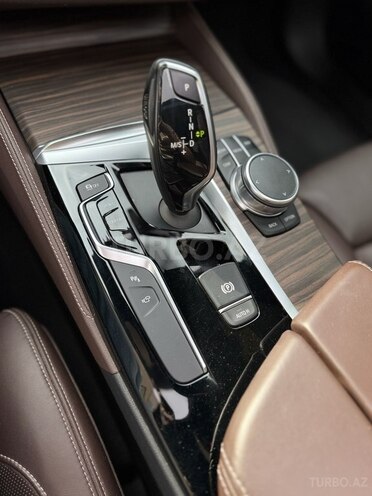 BMW 520 2017, 161,000 km - 2.0 l - Bakı
