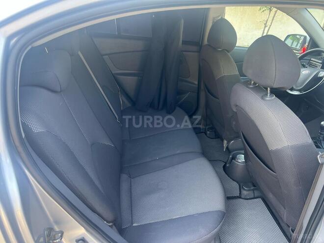 Kia Rio 2007, 228,000 km - 1.4 l - Zərdab