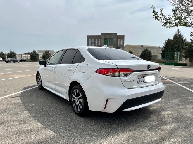 Toyota Corolla 2019, 132,000 km - 1.8 l - Bakı