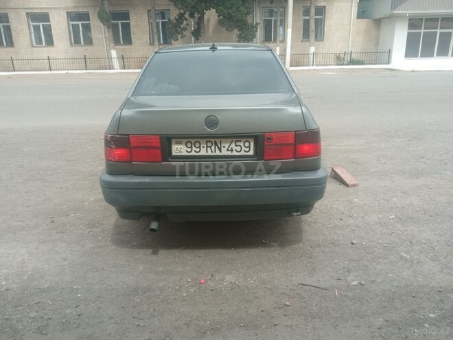 Volkswagen Vento 1993, 123,450 km - 1.8 л - Dəliməmmədli